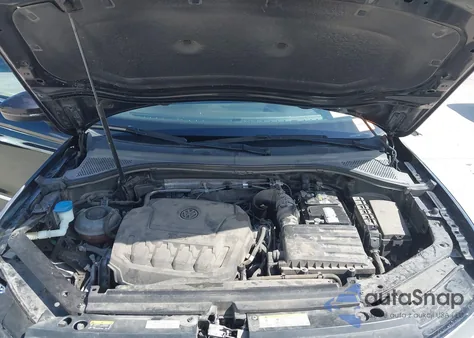 2021 Volkswagen Tiguan 2.0T Se/2.0T Se R-Line Black/2.0T Sel z USA, uszkodzony, nr VIN 3VV3B7AX7MM103299